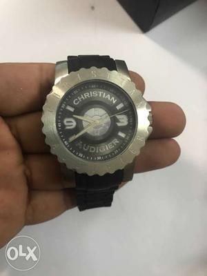 Original CD WATCH, 9 month old bought for london