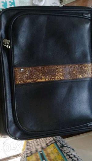 Original leather branded bag- Mont Blanc