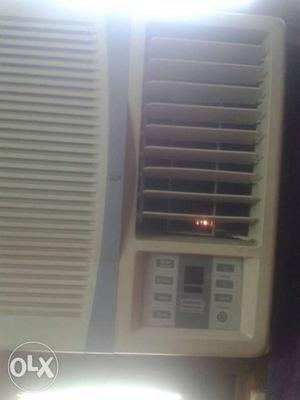 Samsung Air conditioner in excellent new working