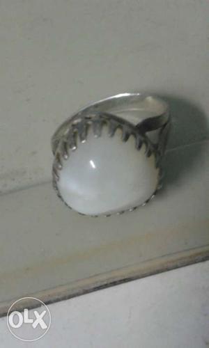 Silver ring white stone