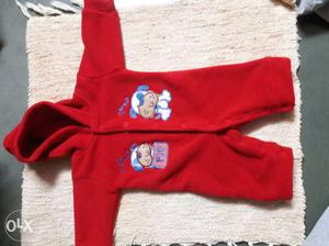 Sweater for new born baby. Never used. 3to6 months