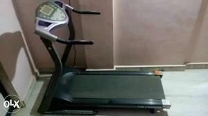 This is foldable treadmill in fully working