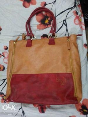This is handbag of baggit brand..i never used