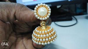 Unpaired White And Yellow Beaded Dangling Earring
