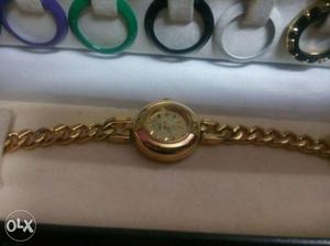 Brand New.. Wrist watch with changeable dial.. Company J& J