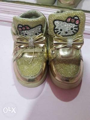 Gold Glittered Hello Kitty Shoes