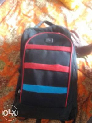 Good condition hp company bags