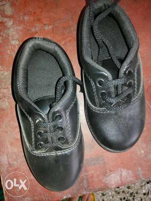 New 11 no baby boy shoe. 5 saal k bacche k liye.leather ka
