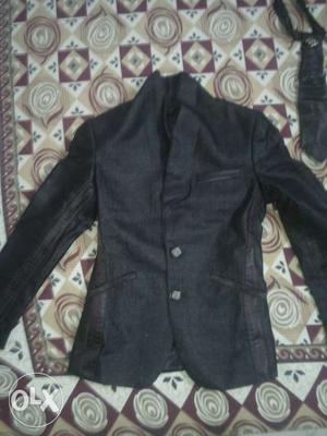 Three piece suit with shoes 6 or 7 years child