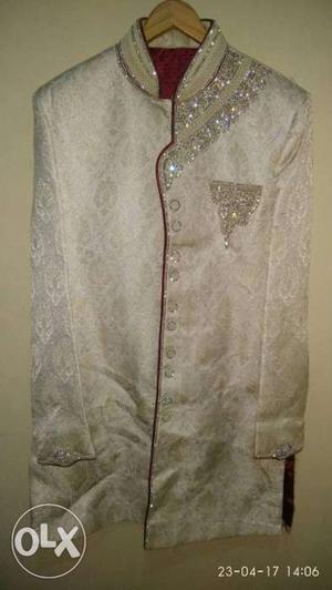 White Sherwani with Pencil Fit Pant with pair of MOJDI
