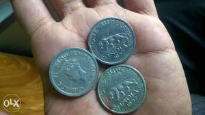 Coins of  of one ₹ original.