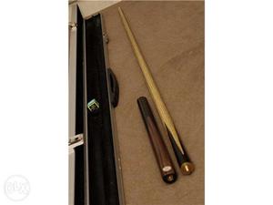 Master snooker cue 3/4 with extension only 2 weeks used