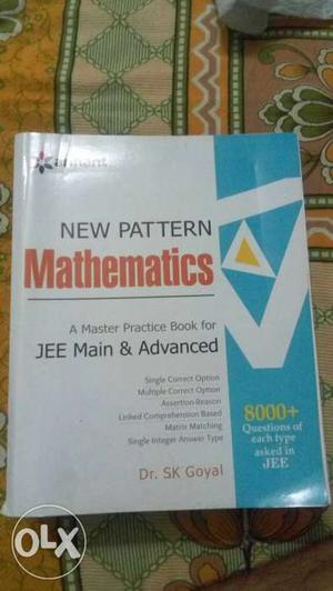 New Pattern IITJEE Book. Location is Madhyamgram.