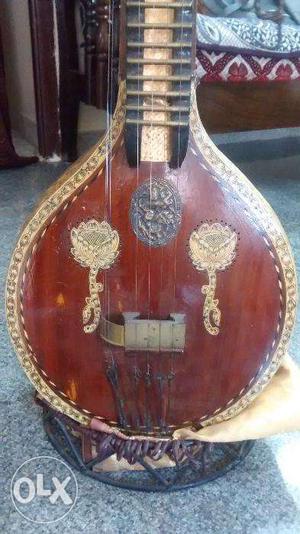 50 Years Old Tanjore veena with good condition