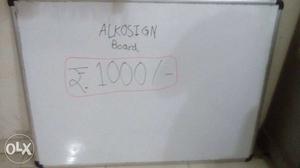 Alkosign white board, excellent condition. Great built