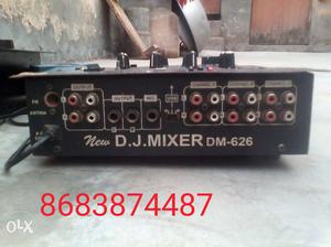 Black D.J. Mixer DM-626