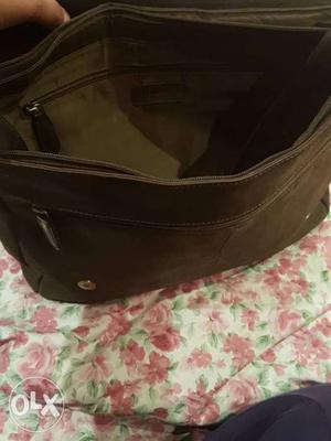 Brown leather Bag