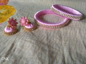 Earrings n bangle is handmade using silk