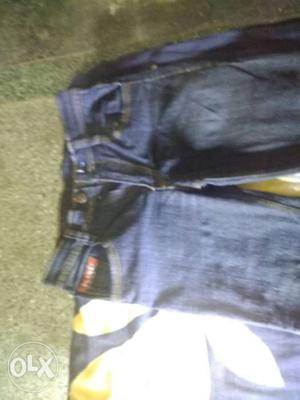 Jeans in good condition...size is 30...no