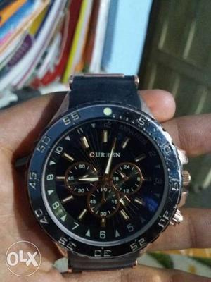 Round Black Curren Chronograph Watch