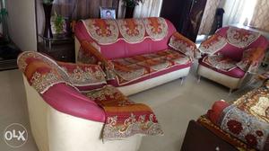 To sell 5 seater, 3 piece, 4 year old, SOFA SET
