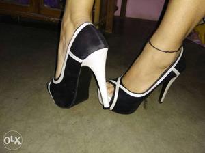 Black n white sandals 5 inch heels 1 time wear size- 39