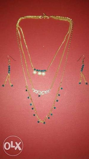 Necklace with Earnings