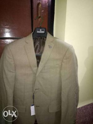 Original Blackberry suit never worn even once,with price tag