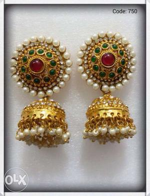 Pair Of Brown-green-and-red Earrings