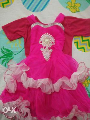 Pink dress for girls. size fits 1-3years