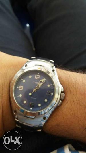 Timex watch with blue dial in gud condition