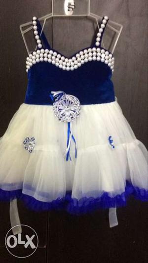 White And Blue Sleeveless Dress
