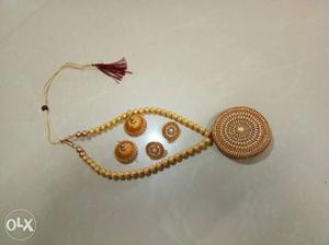 Women's Brown Necklace With Earrings