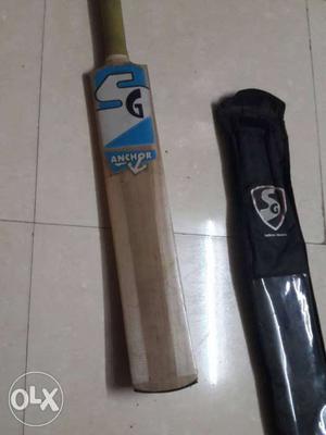 Brown SG Anchor Cricket Bat With Case for stiched ball