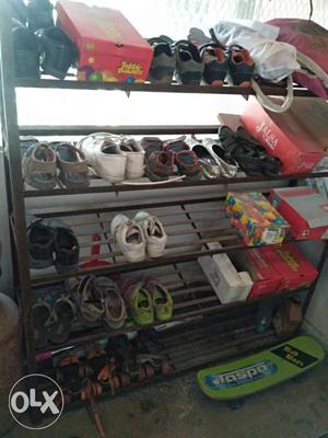 Iron shoes rack
