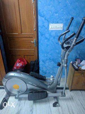 Mint condition elliptical trainer. Only at /-. Used