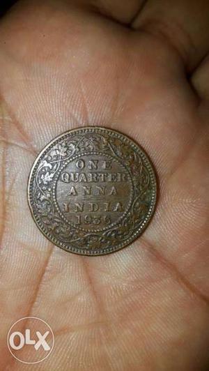 Round Gold One Quarter Anna India Coin