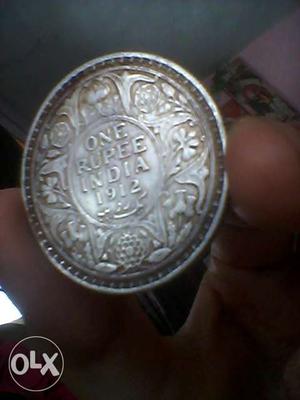Round  Silver One Rupee India Coin