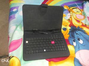Fixed Price: No Bargaining. I Ball Tablet Keyboard For Sale.