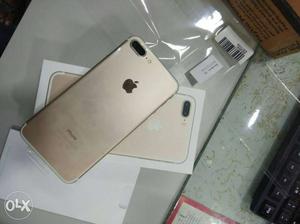 I phone 7 plus 128 gb gold only 1 day old phone i