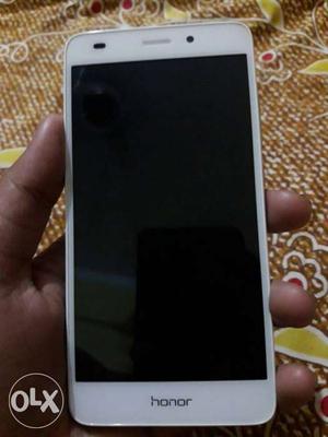 I want to sell my honor 5c in verry good