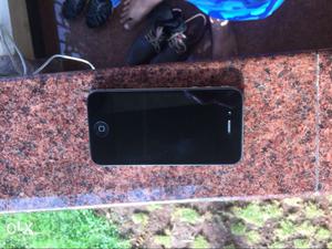 IPhone 4 in good condition