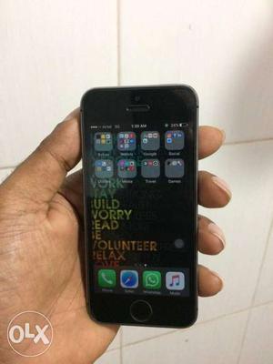 IPhone 5s space grey in excellent condition..just