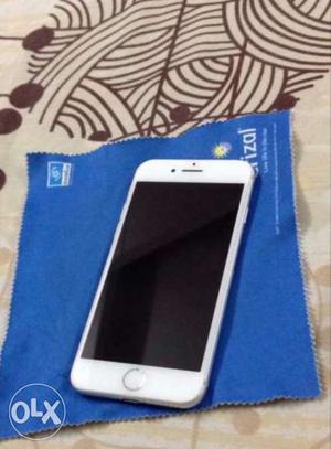 Iphn 7 32gb only 3 month old with bill nd box nd