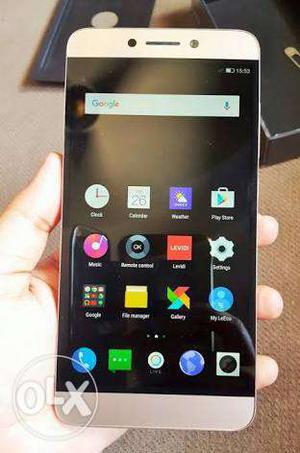 Letv le 2 with cdla headphones Only 4 months old