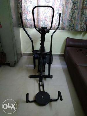 Life line fitness cycle in working condition