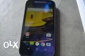 Moto e 2nd gen 3g phone with headphone only and