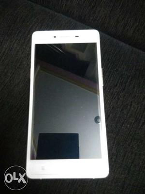 Oppo R7 Lite In Very Good Condition Gold Colour 1