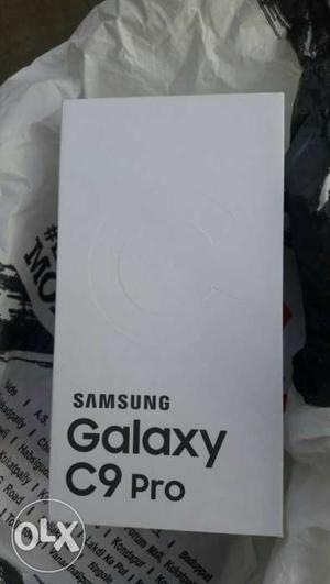 Samsang galaxy C9 pro one day old only box opan