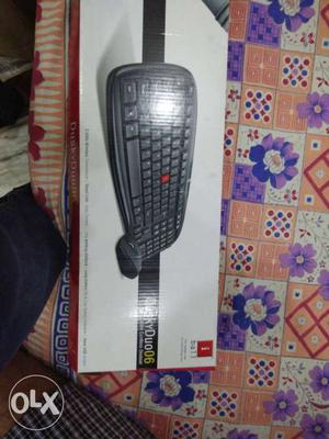 Brand New Packed wireless keyboard mouse set